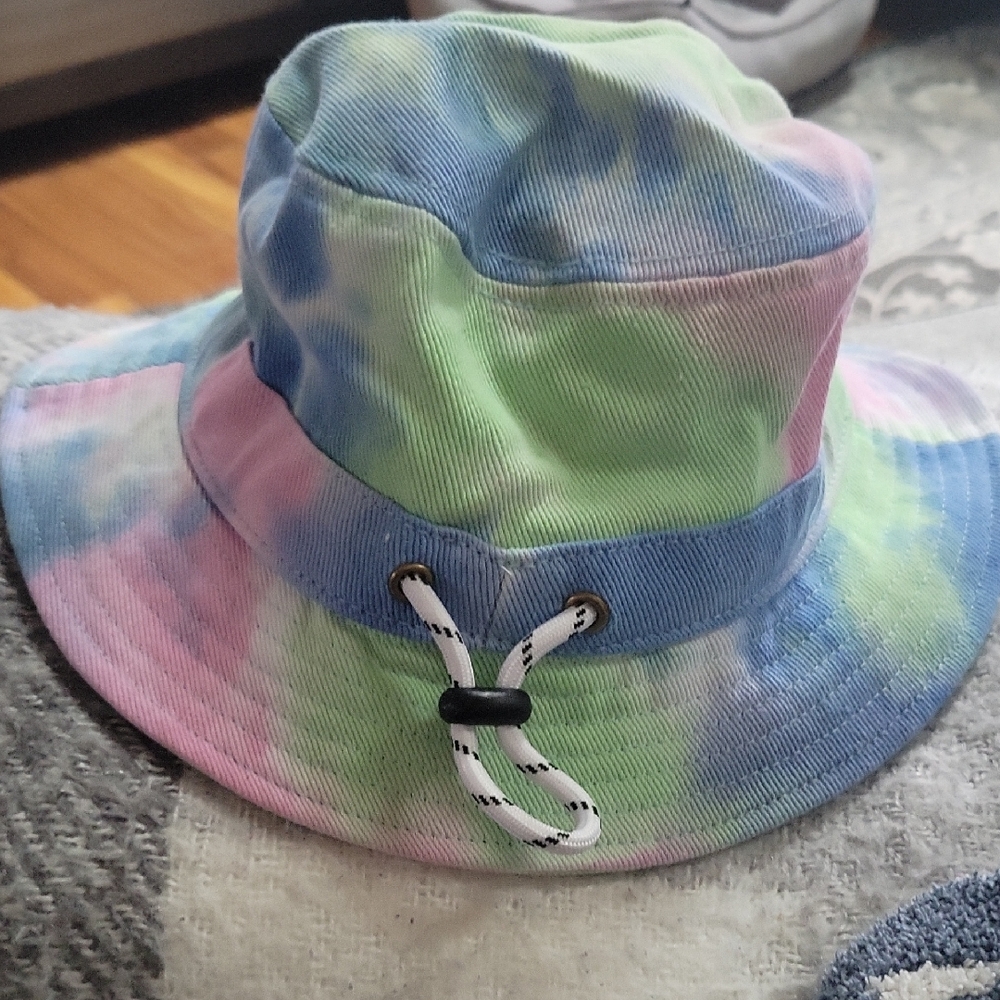 Original Use Multicolor Tie-Dye Bucket Hat